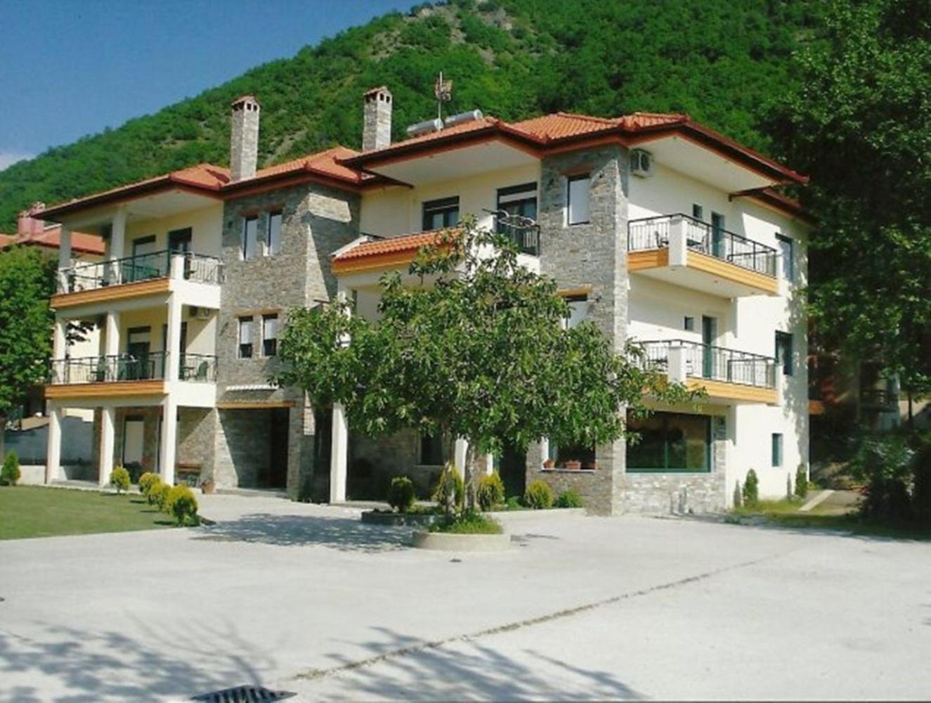 Hotel Galaxias Loutraki  Exterior photo