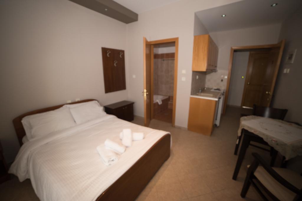 Hotel Galaxias Loutraki  Exterior photo