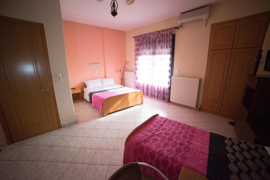Hotel Galaxias Loutraki  Exterior photo